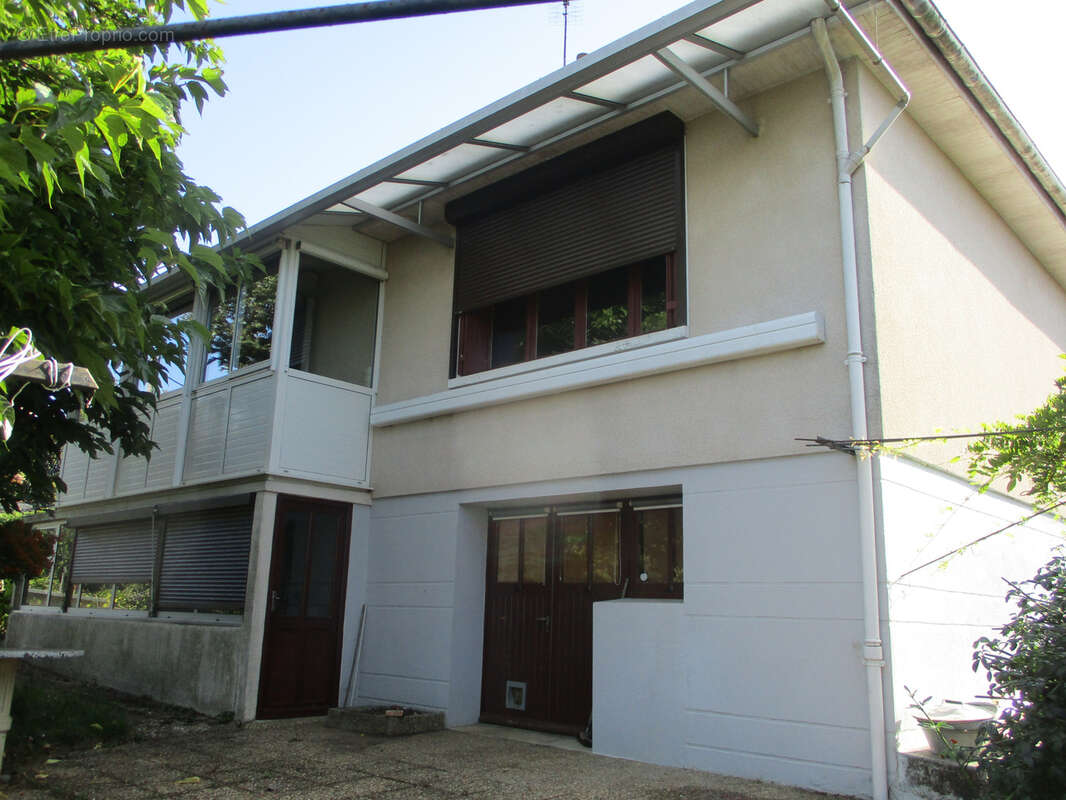 Maison à COUHE
