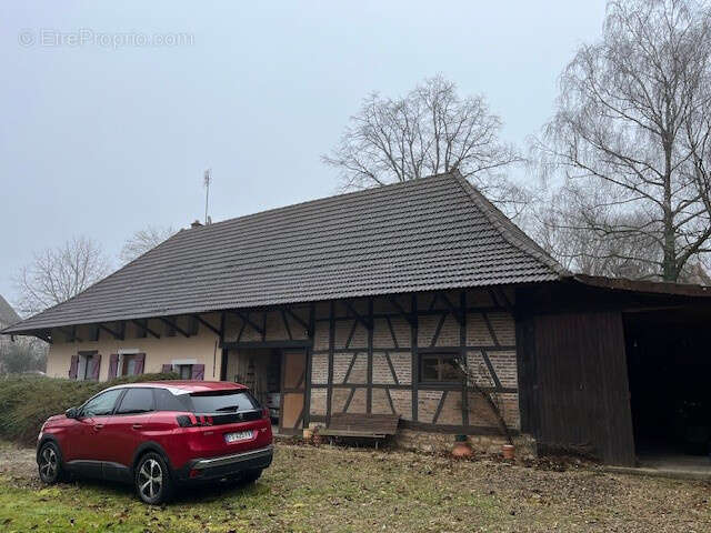 Maison à MONTRET