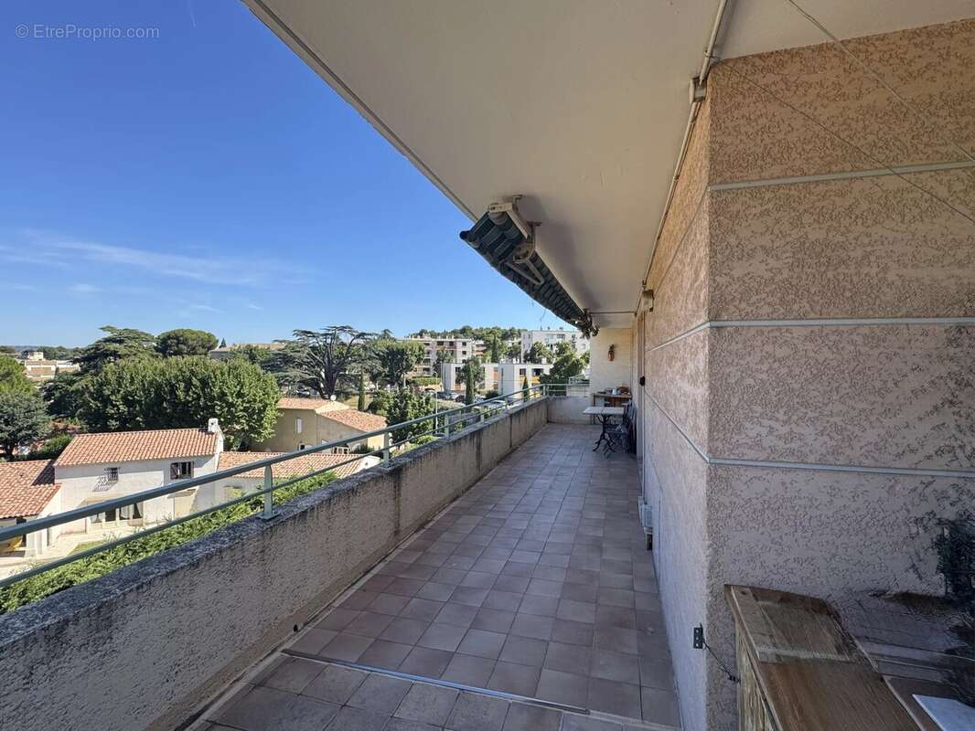 Appartement à SALON-DE-PROVENCE