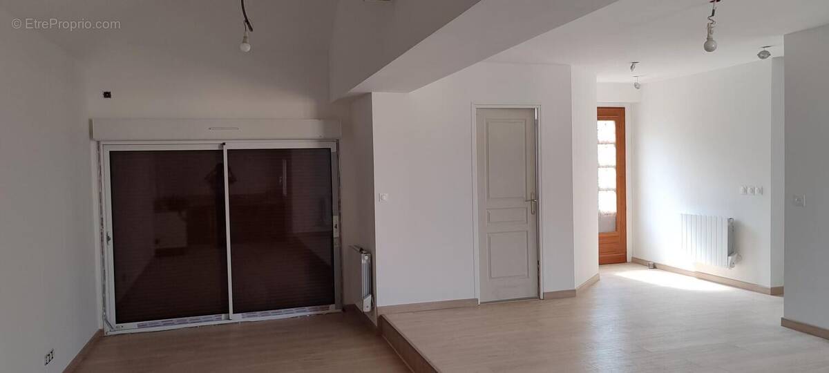 Photo 1 - Maison à TOURS
