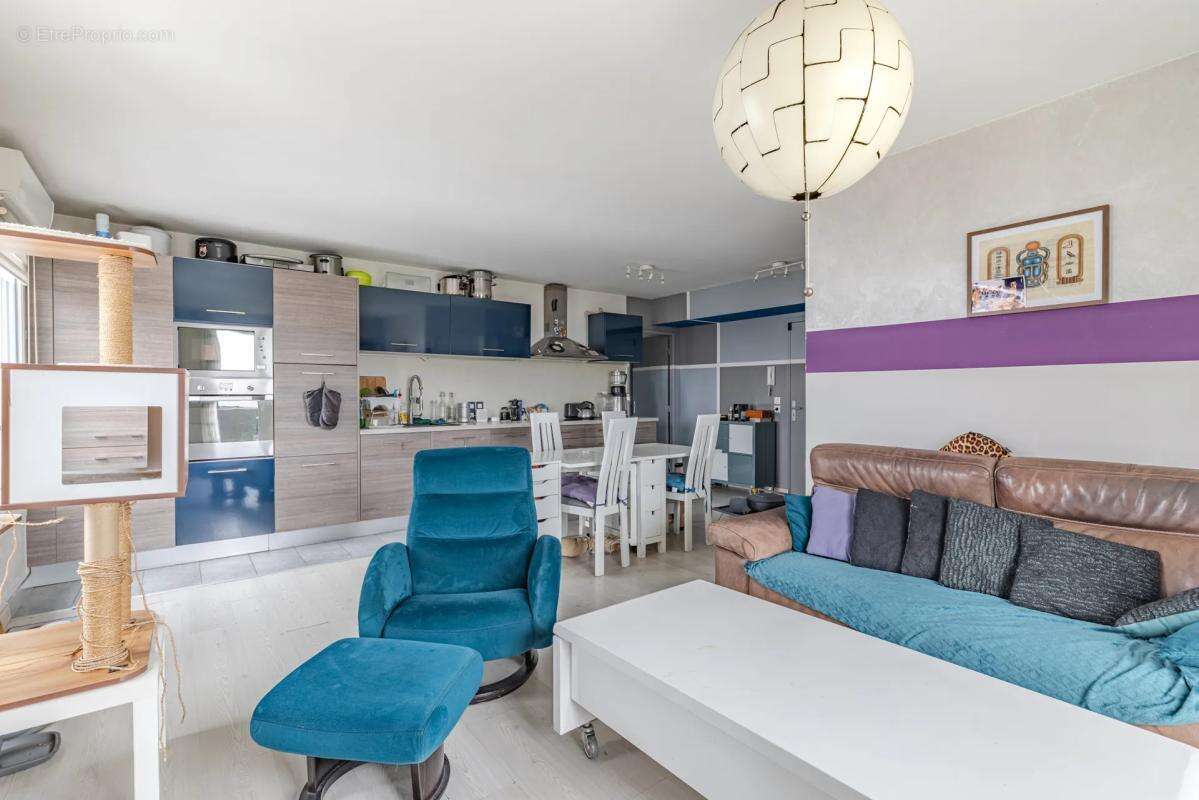 Appartement à STAINS