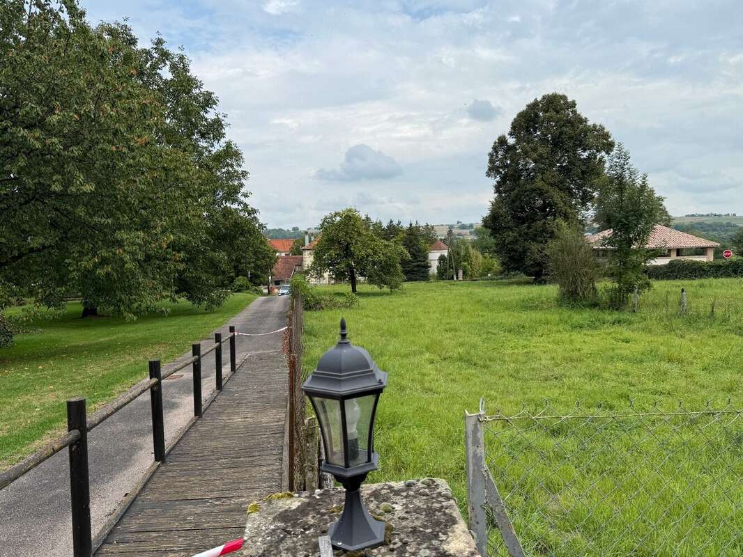 Maison à CHATILLON-SUR-SAONE