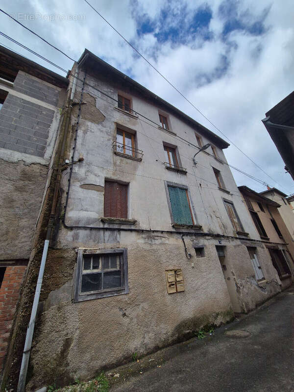 Appartement à THIERS