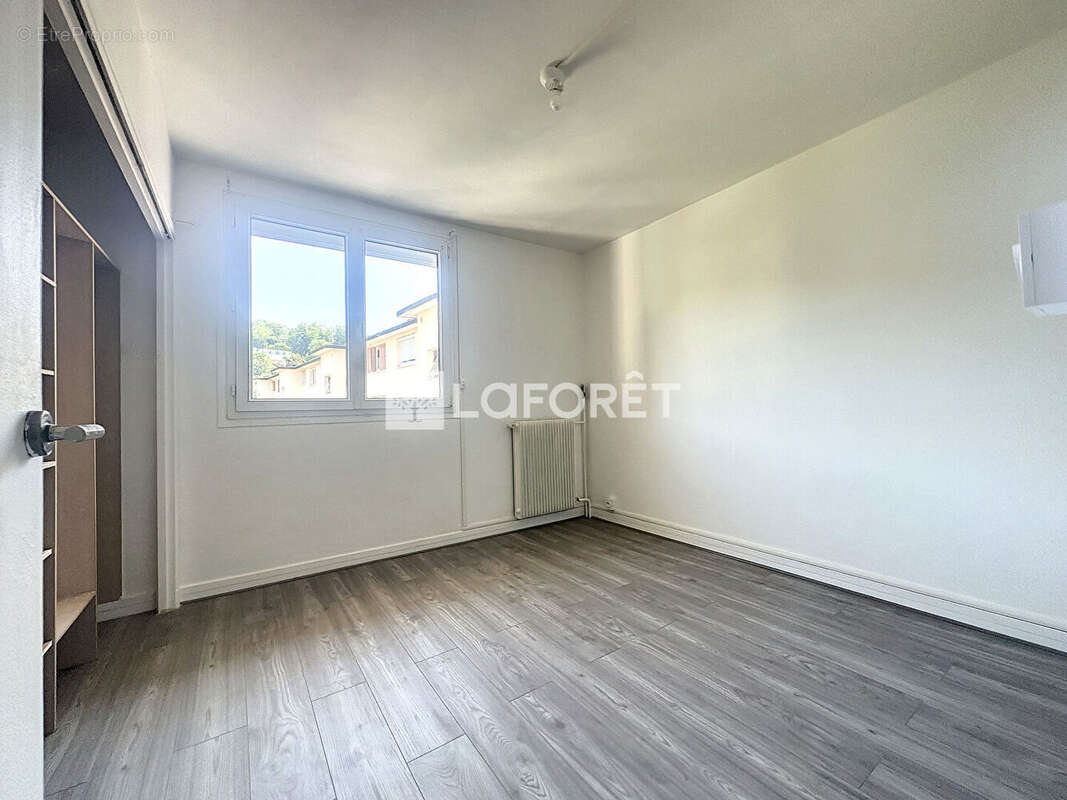Appartement à CHAMPIGNY-SUR-MARNE