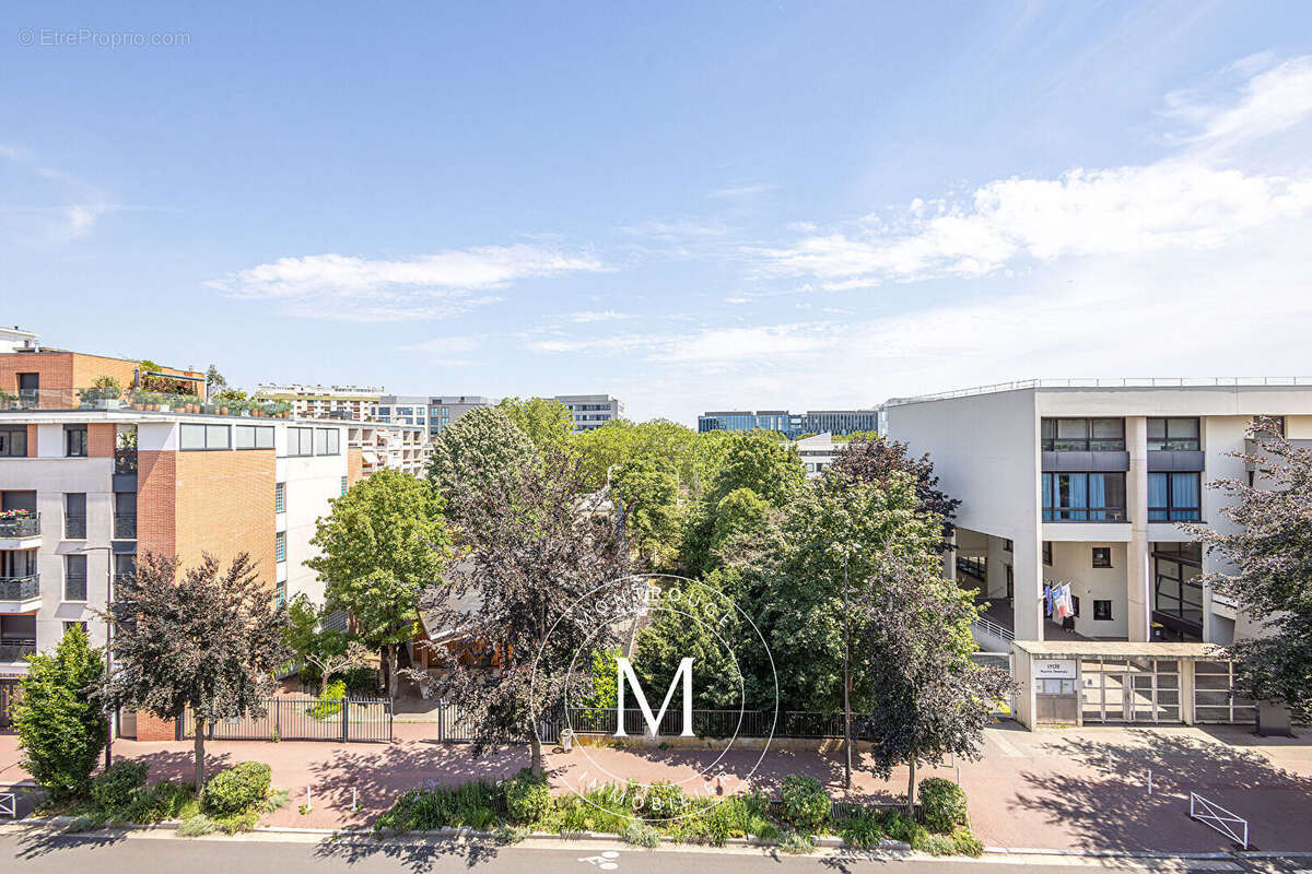 Appartement à MONTROUGE