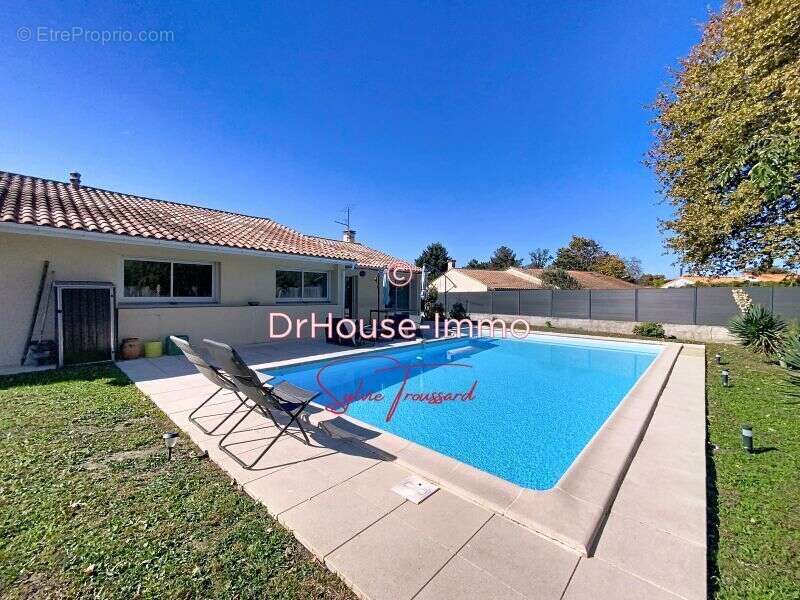 Maison à LE HAILLAN