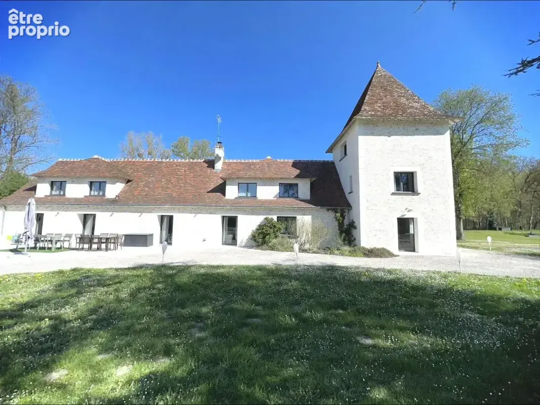 Maison 7 pièces 380 m² à vendre à Rivarennes (37190) - photo 3