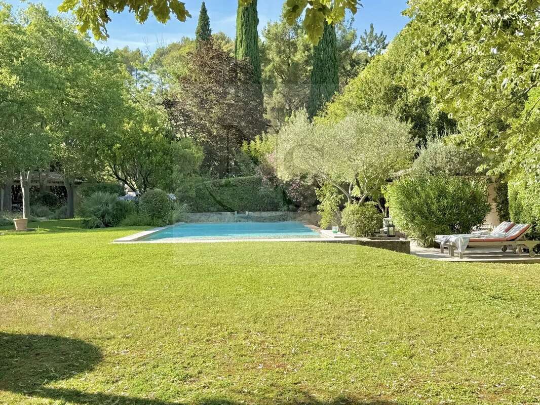 Aix-en-provence / bastide en pierre xviiie siècle proche centre-ville - photo 28