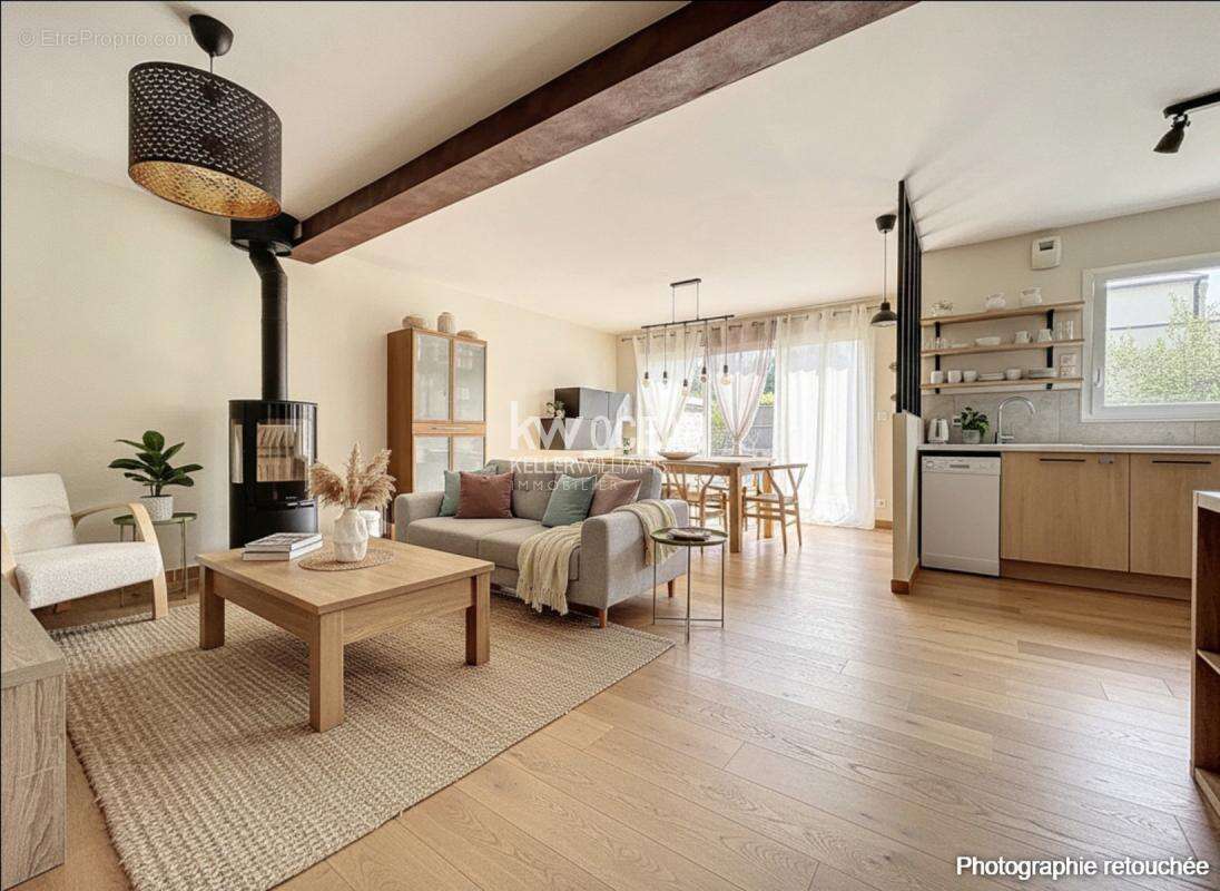 Maison à LE RELECQ-KERHUON