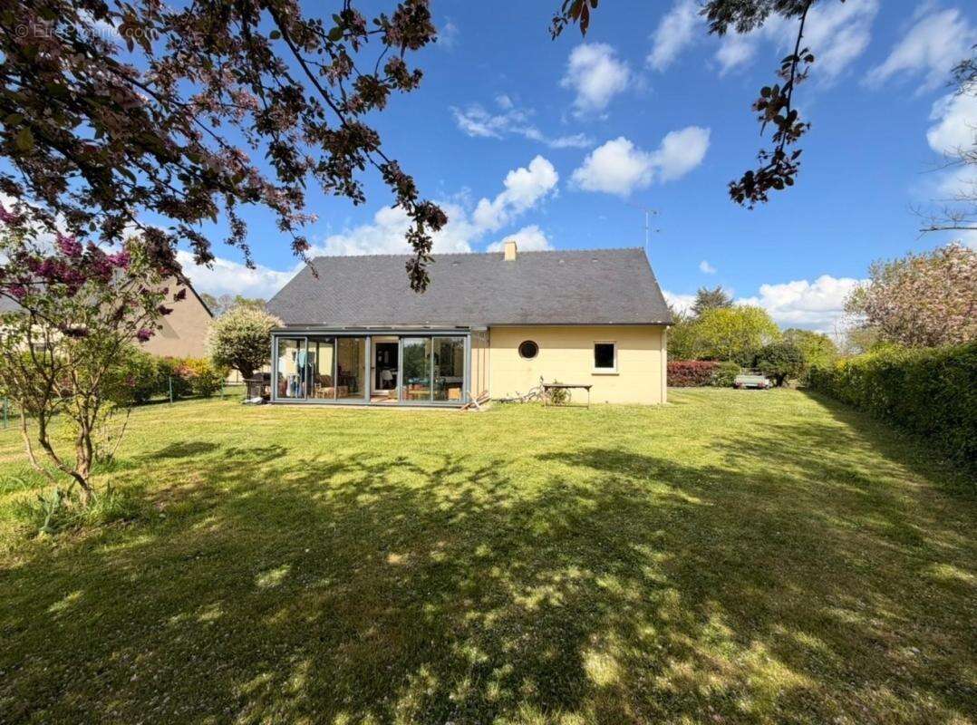 Maison à MALESTROIT