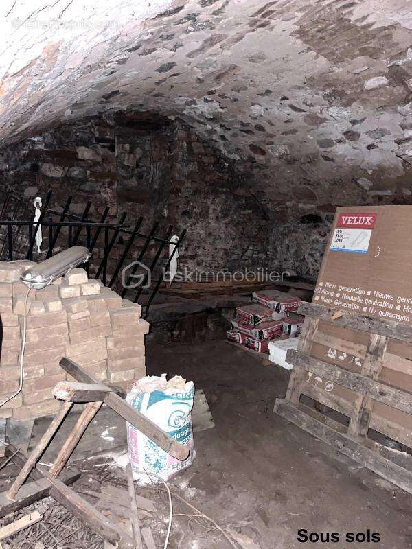 Maison à BEZ-ET-ESPARON