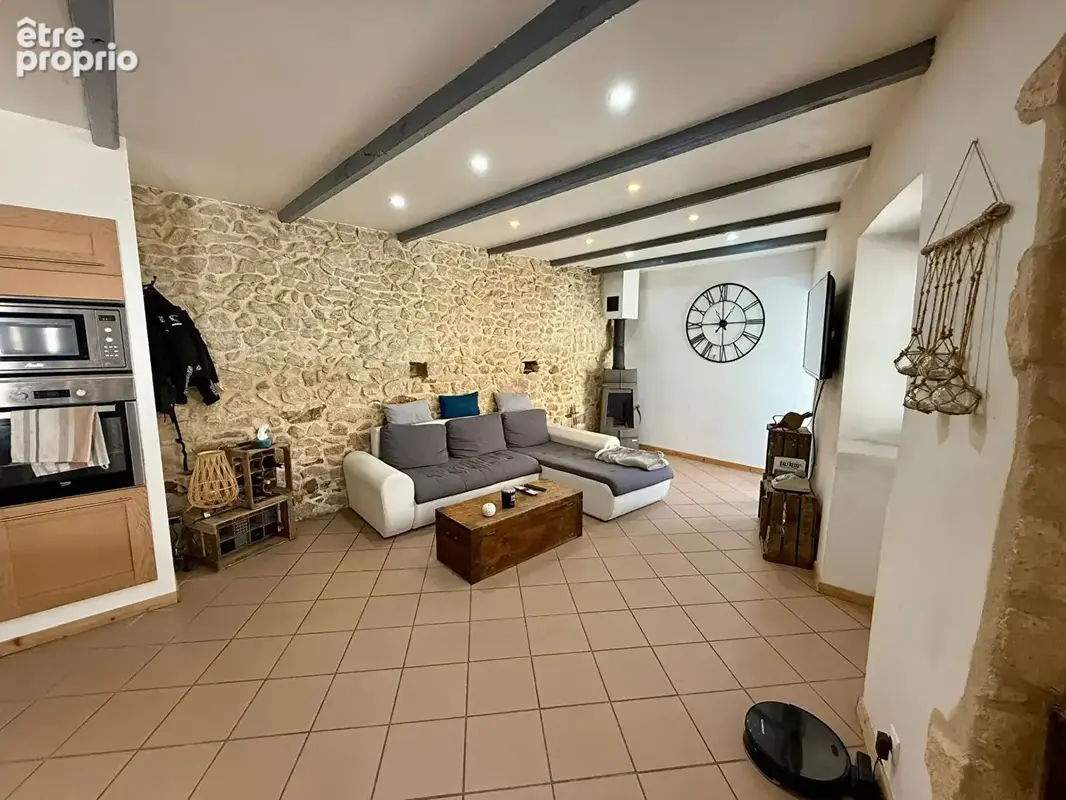 Maison de rue 103m² entièrement rénovée - Boffres - photo 6