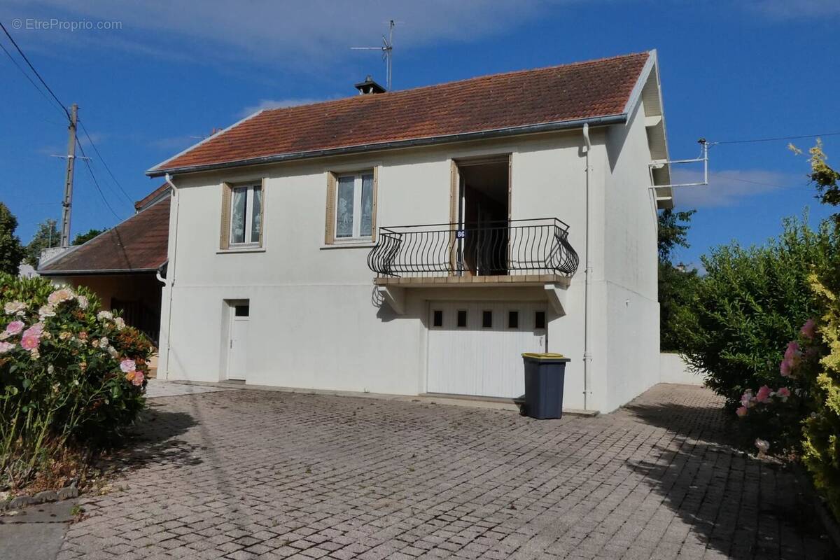 Maison à LE CREUSOT