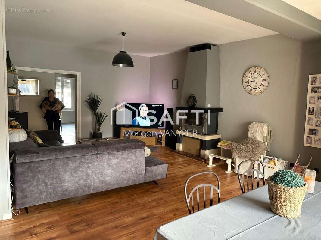 Photo 3 - Appartement à BRUAY-LA-BUISSIERE