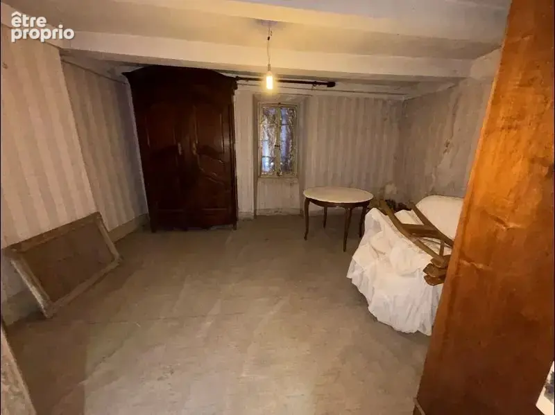 En exclusivité Maison de caractère de 1831 à rénover  105 m² + 45 m² de combles - photo 4