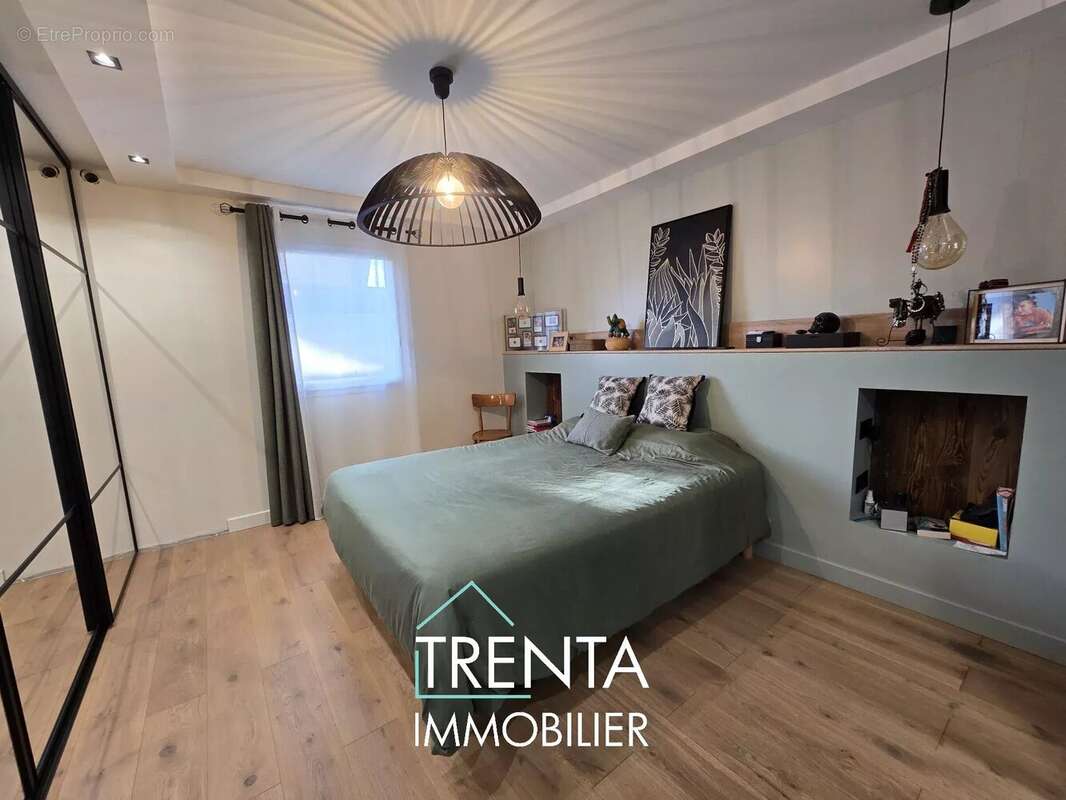 Maison à SAINT-JEAN-DE-MOIRANS