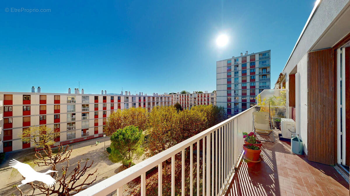 Appartement à MARSEILLE-13E