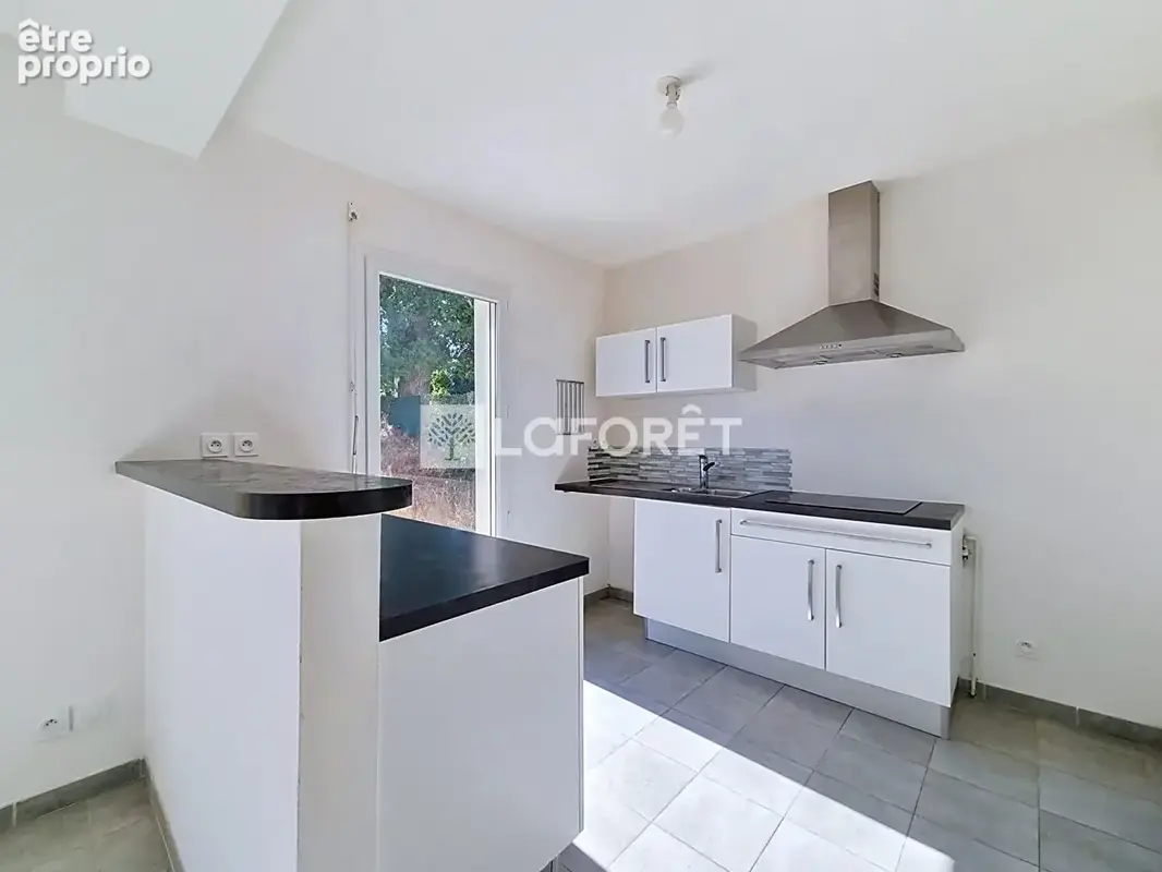 Maison familiale de 4 Chambres et son jardin à L'Immaculée - photo 3