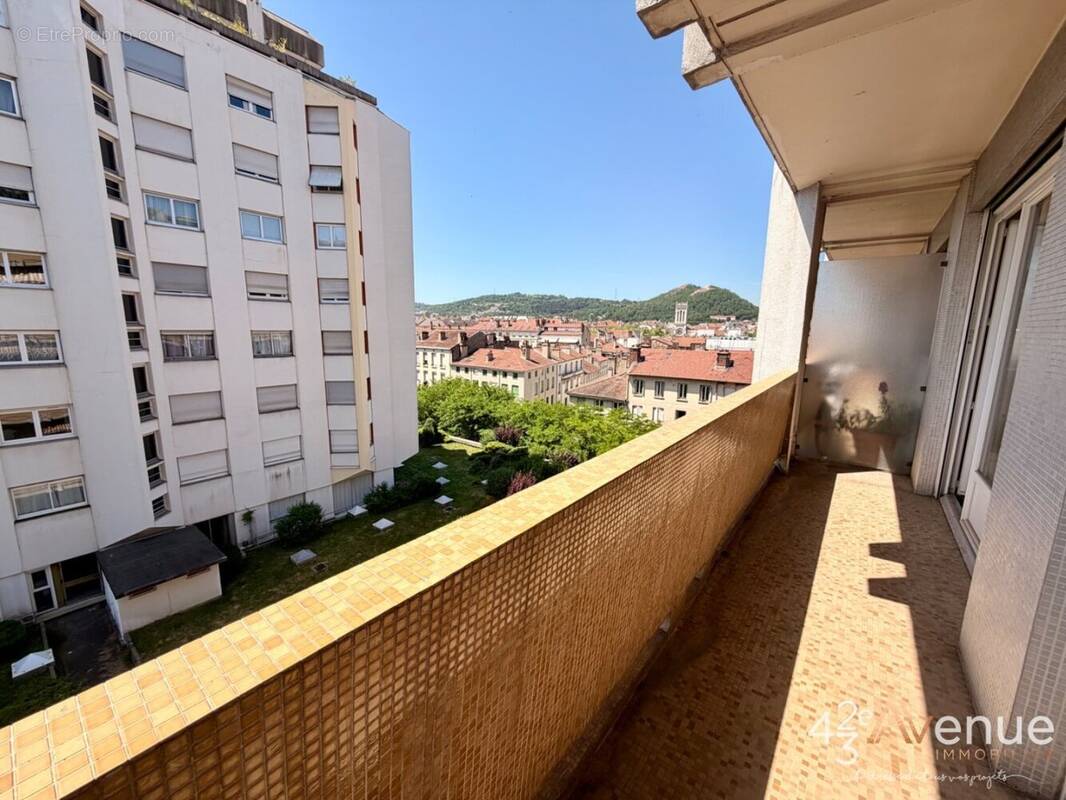 Appartement à SAINT-ETIENNE