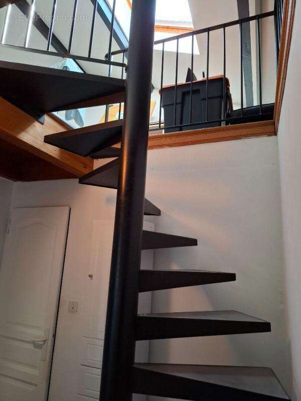 Maison à SAINT-ETIENNE-LES-ORGUES