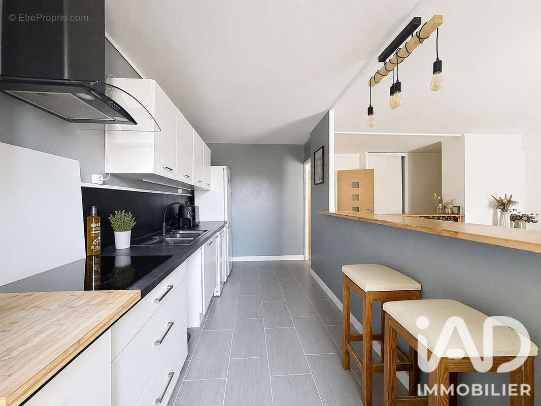 Photo 4 - Appartement à CERGY