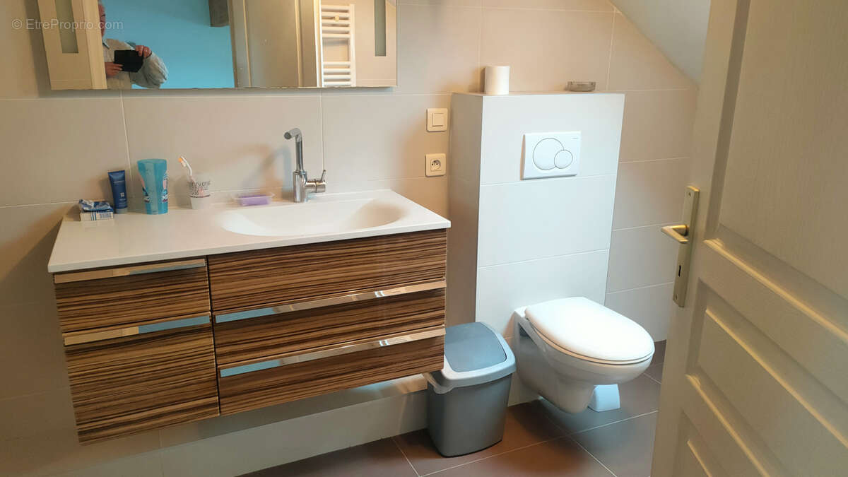 Maison mitoyenne albens centre entrelacs - photo 8
