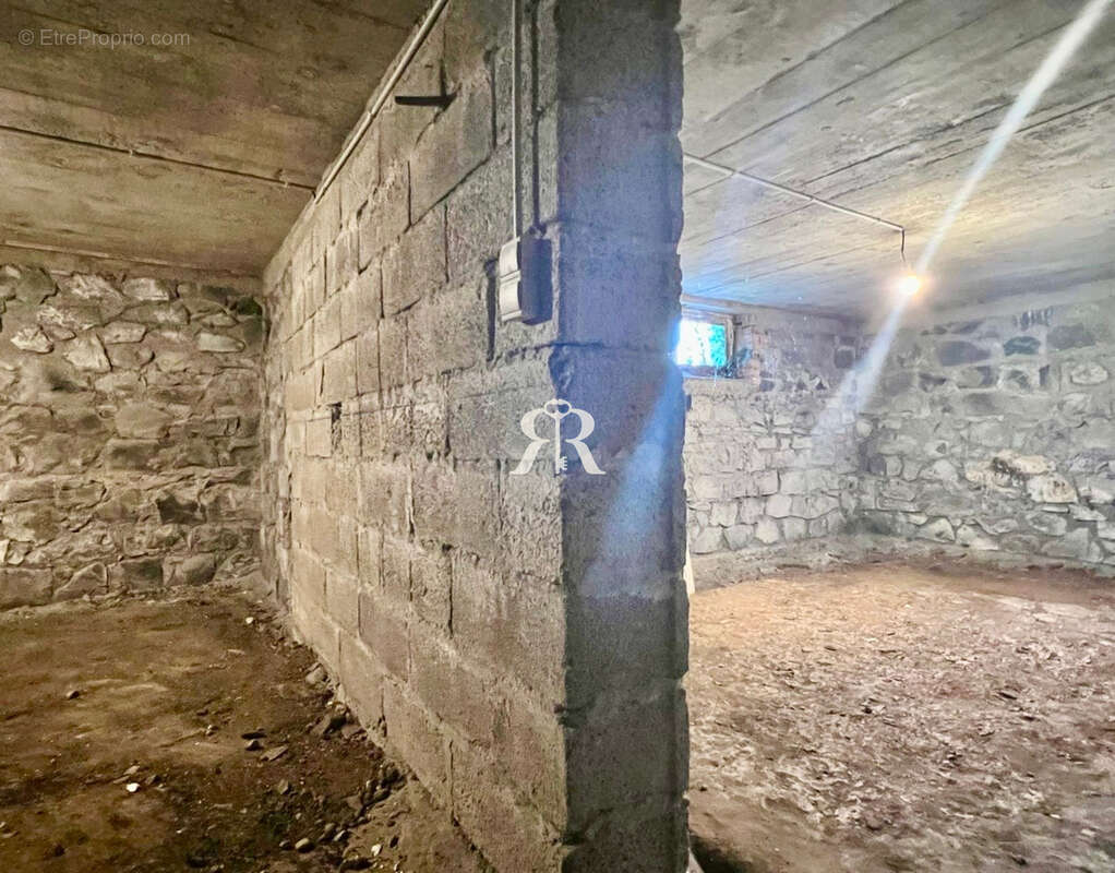 Maison à CLERMONT-FERRAND