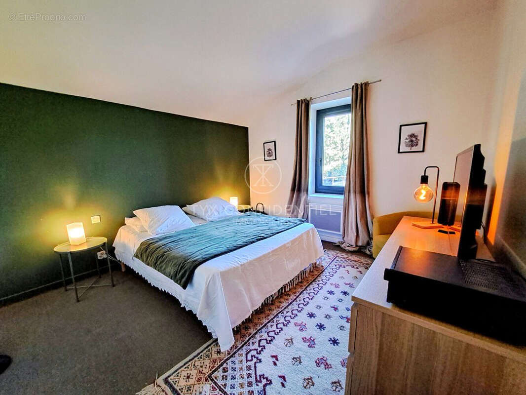 Mas Saint Remy De Provence  325 m2 - photo 15
