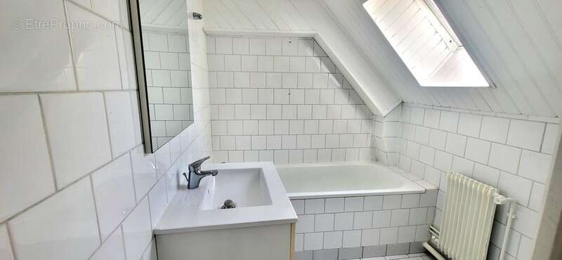 Elbeuf proche Seine : Appt 80 m² avec jardin 80 m², 2 CH et PK intérieurs ... Prix attractif ! - photo 5
