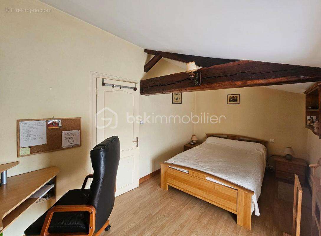 Maison à LE BUSSEAU