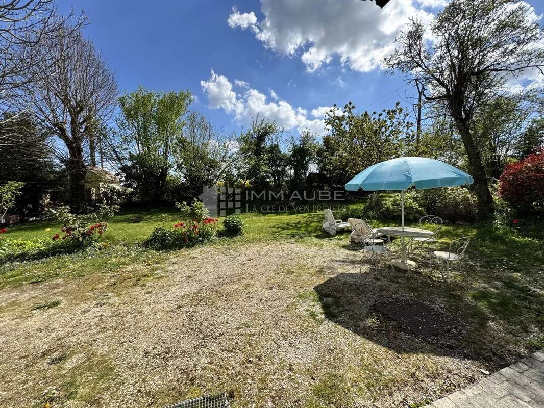 Maison à NOGENT-SUR-SEINE