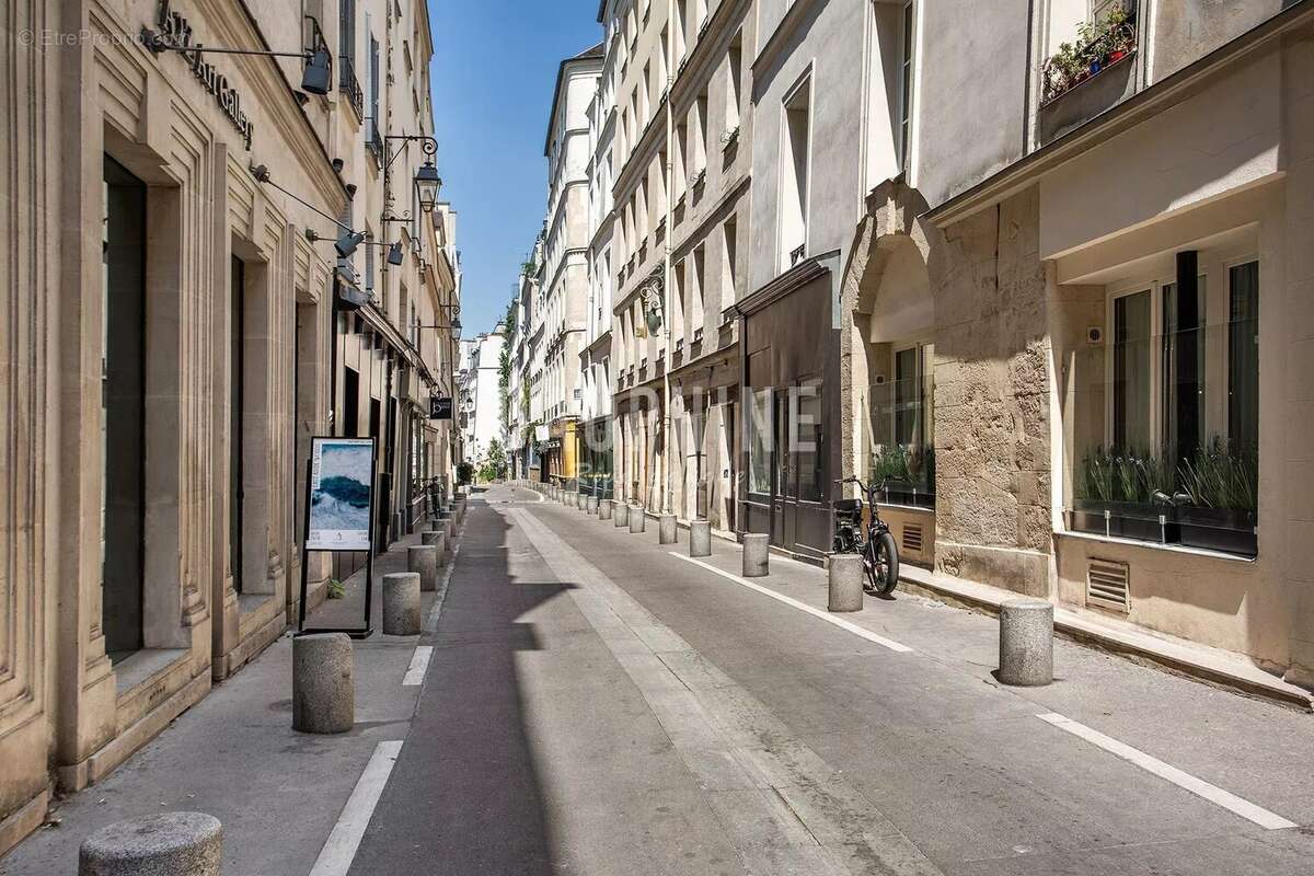 Appartement à PARIS-6E