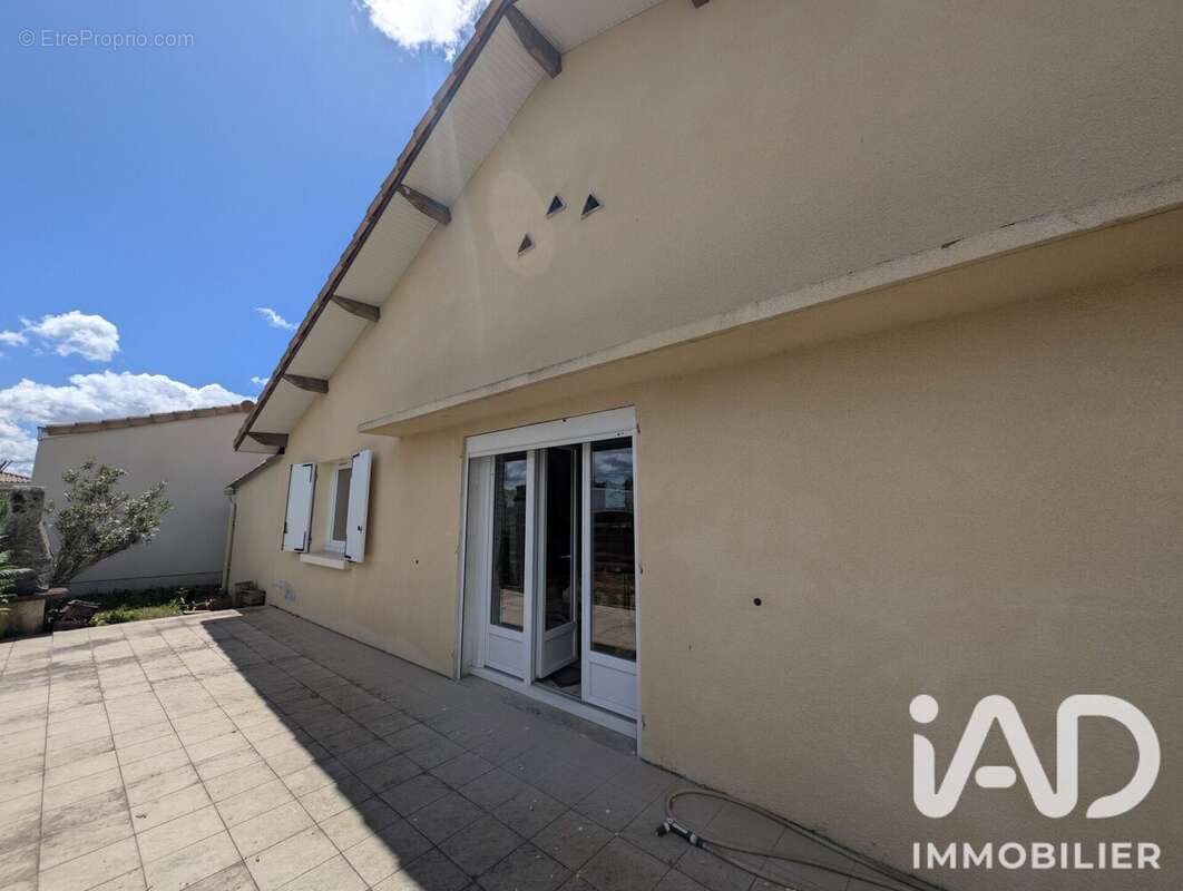 Maison 84 m² à Parempuyre  - photo 8