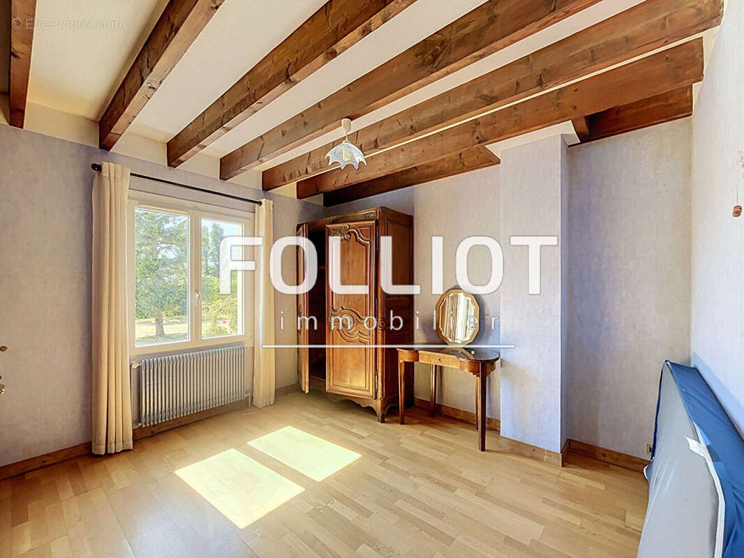 À deux pas de la mer, une maison aux multiples possibilités ! - photo 6