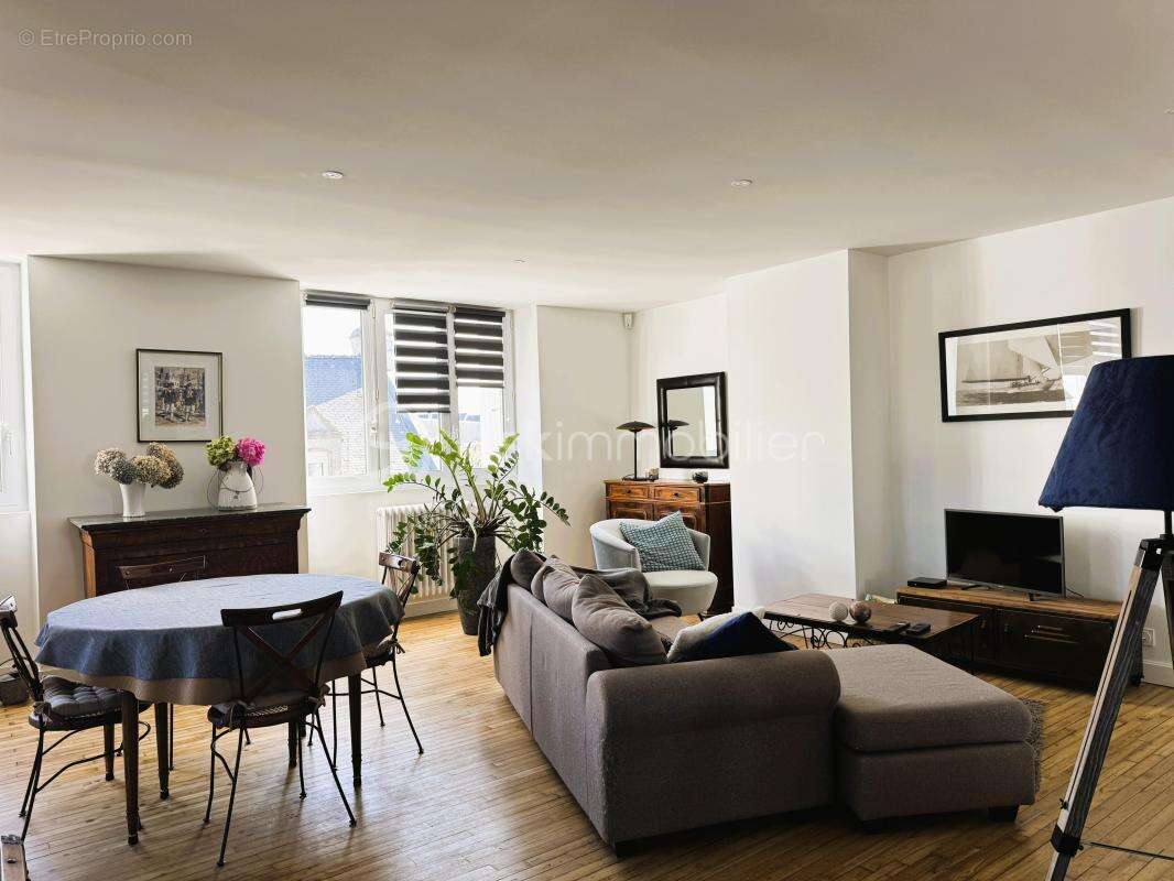 Maison avec commerce et logement - photo 2