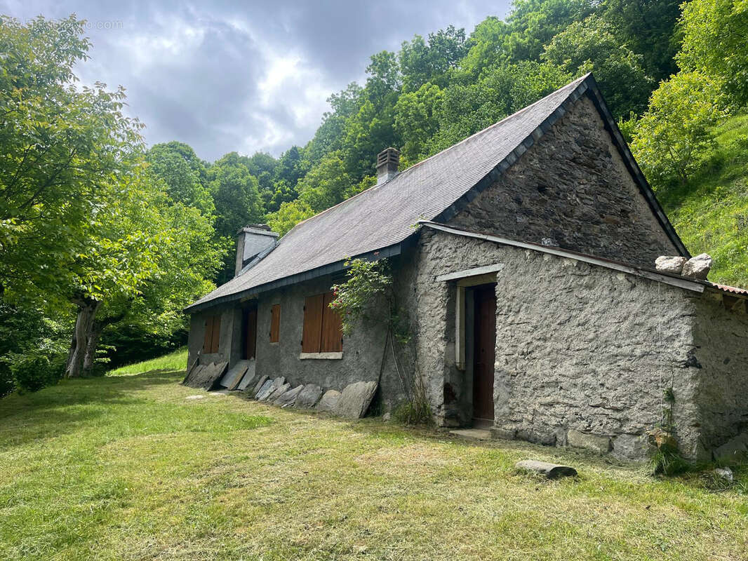 Maison à SAZOS