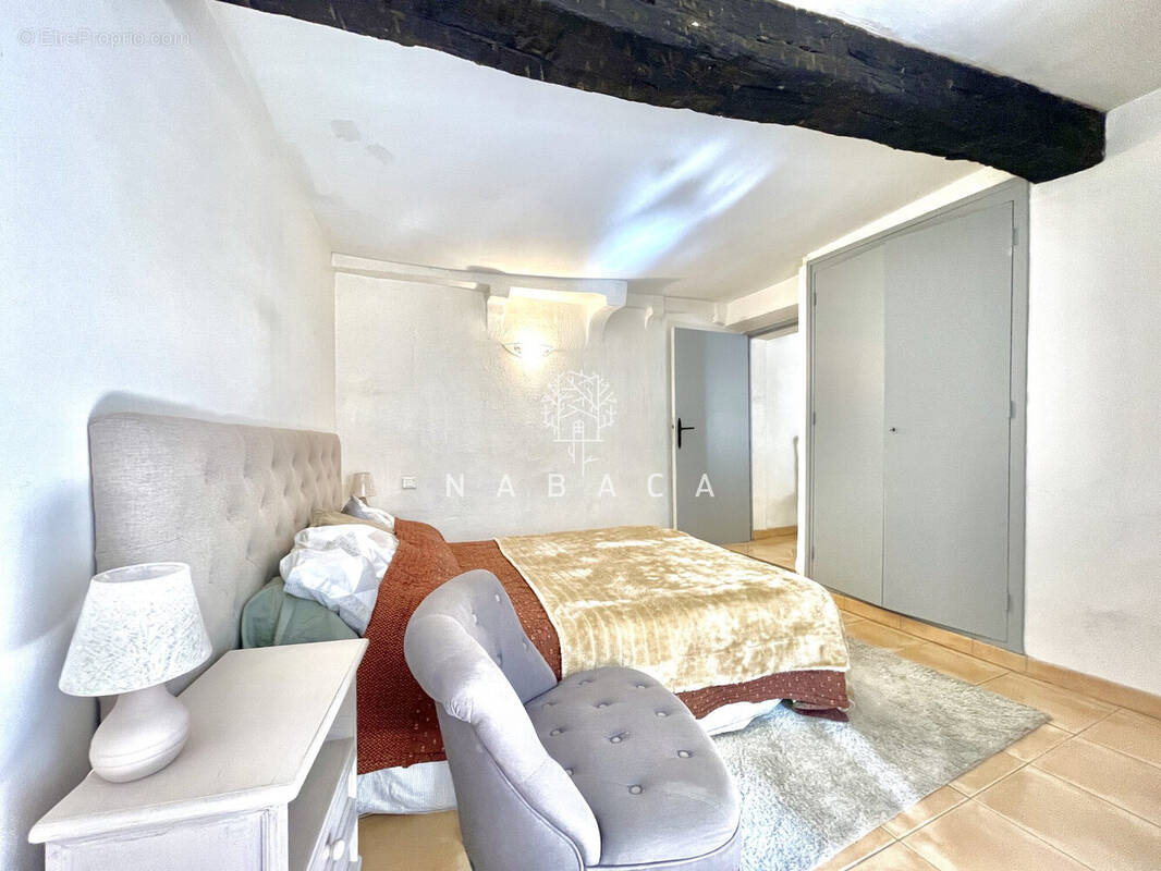 Appartement à CALLIAN