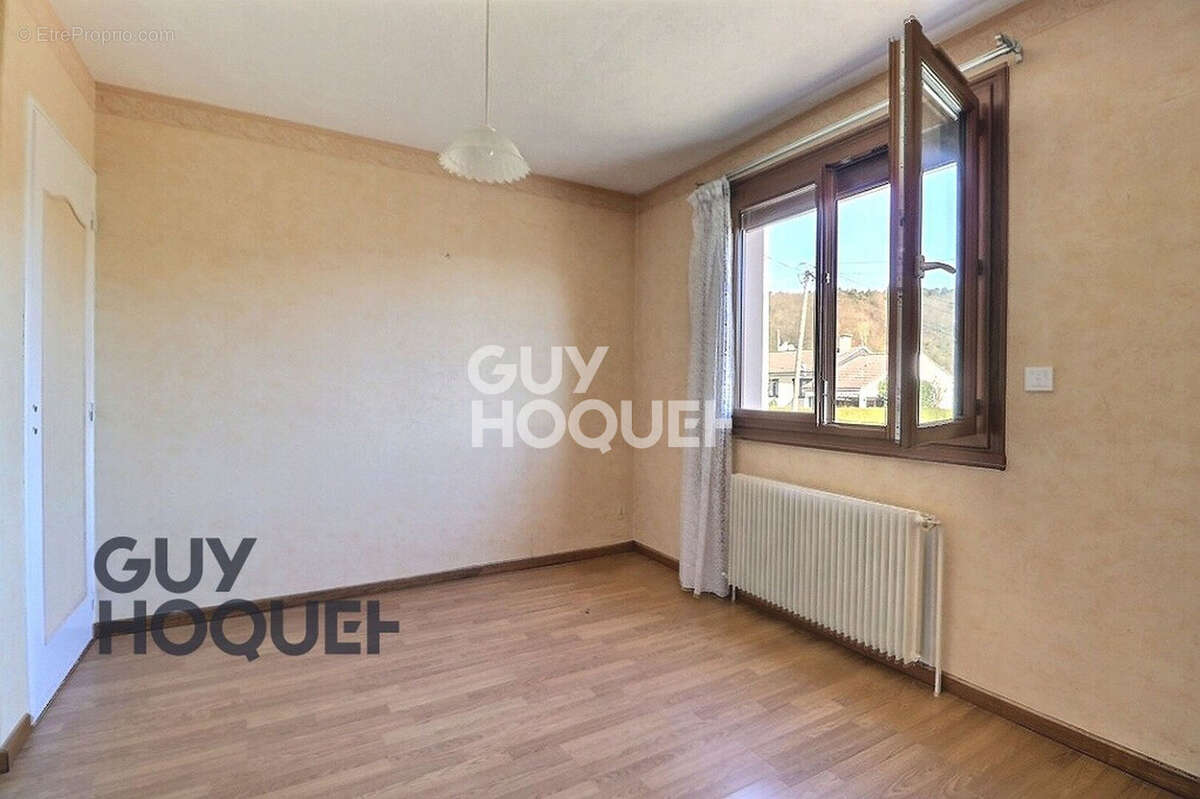 Maison à BERNAY