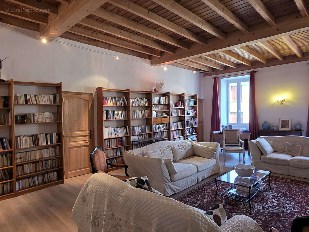 Maison de caractère de 1713   460 m2   piscine chauffée   Roquefeuil (11) - photo 11