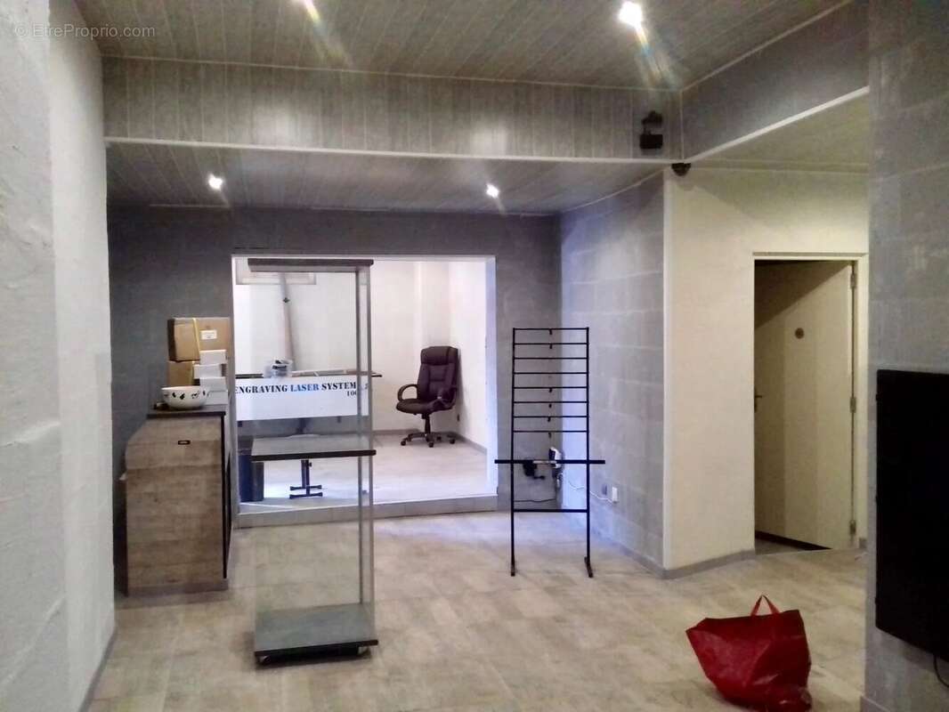 Commerce à HIRSINGUE