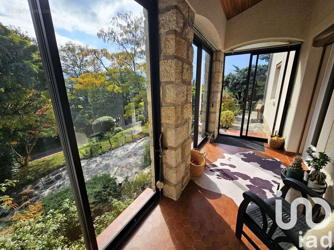 Photo 2 - Maison à VEYRAS