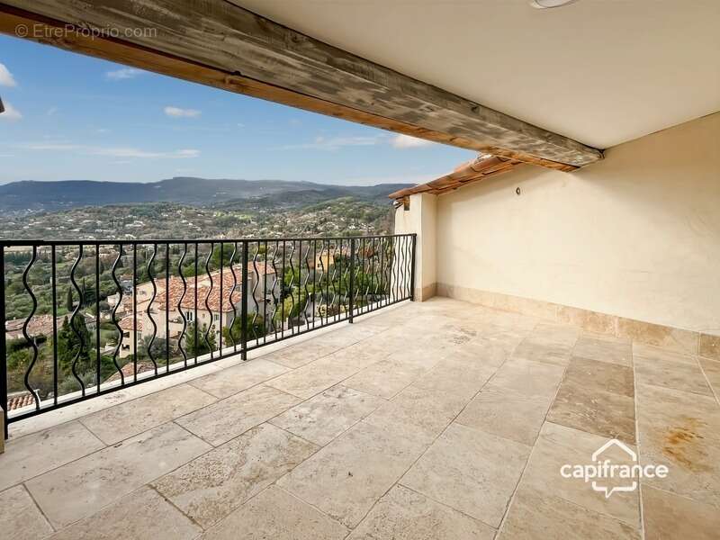 Appartement à FAYENCE