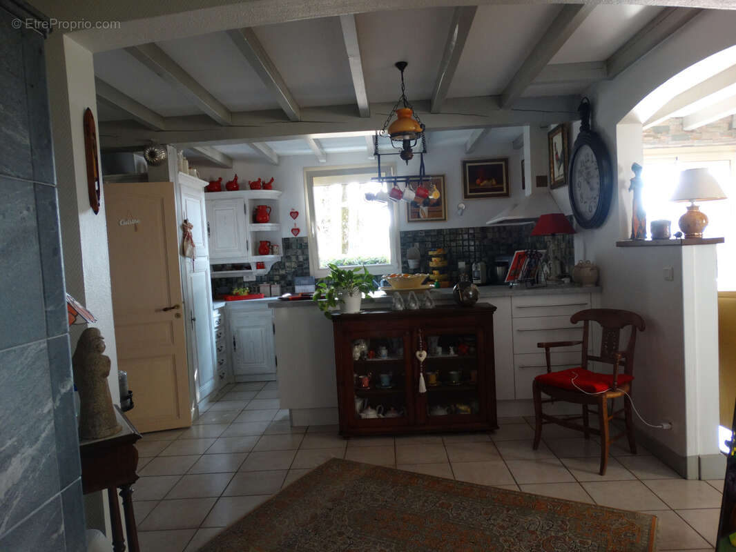 Maison à CUZORN