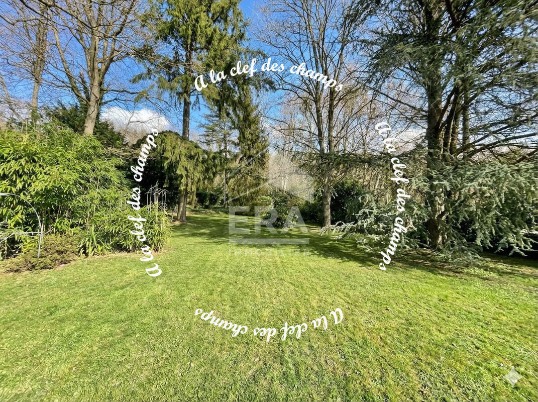 Maison à SAINT-REMY-LES-CHEVREUSE