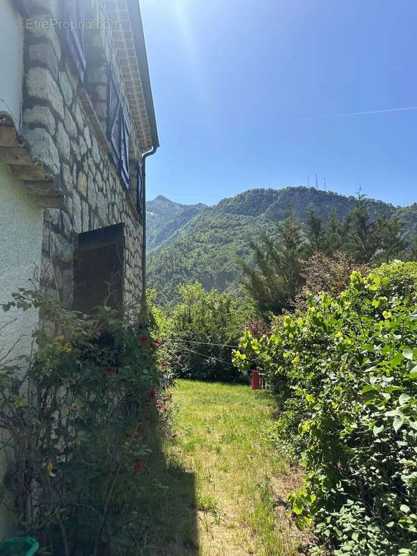 Maison à DALUIS