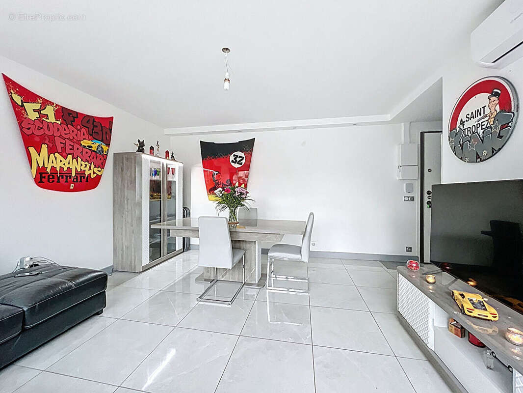 Appartement à BOUSSY-SAINT-ANTOINE