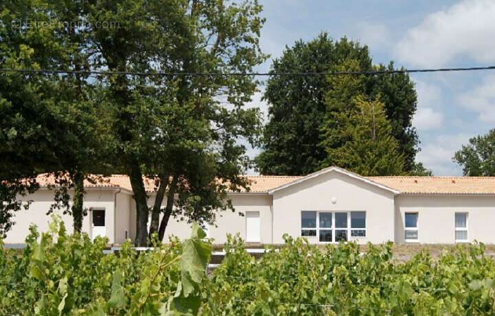 Appartement à LA LANDE-DE-FRONSAC