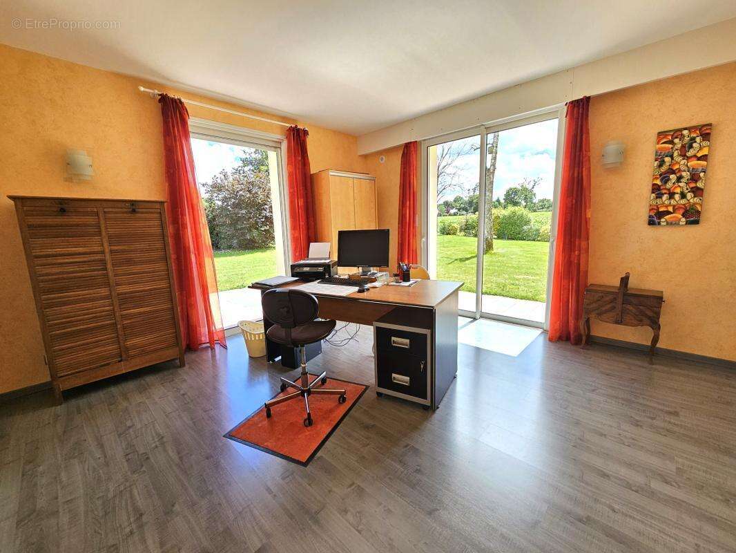 Maison à GRANDCHAMPS-DES-FONTAINES