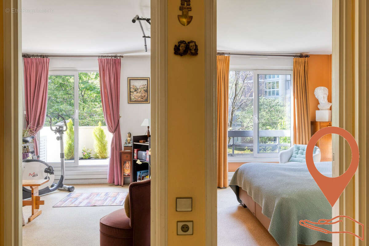 Appartement à PARIS-17E