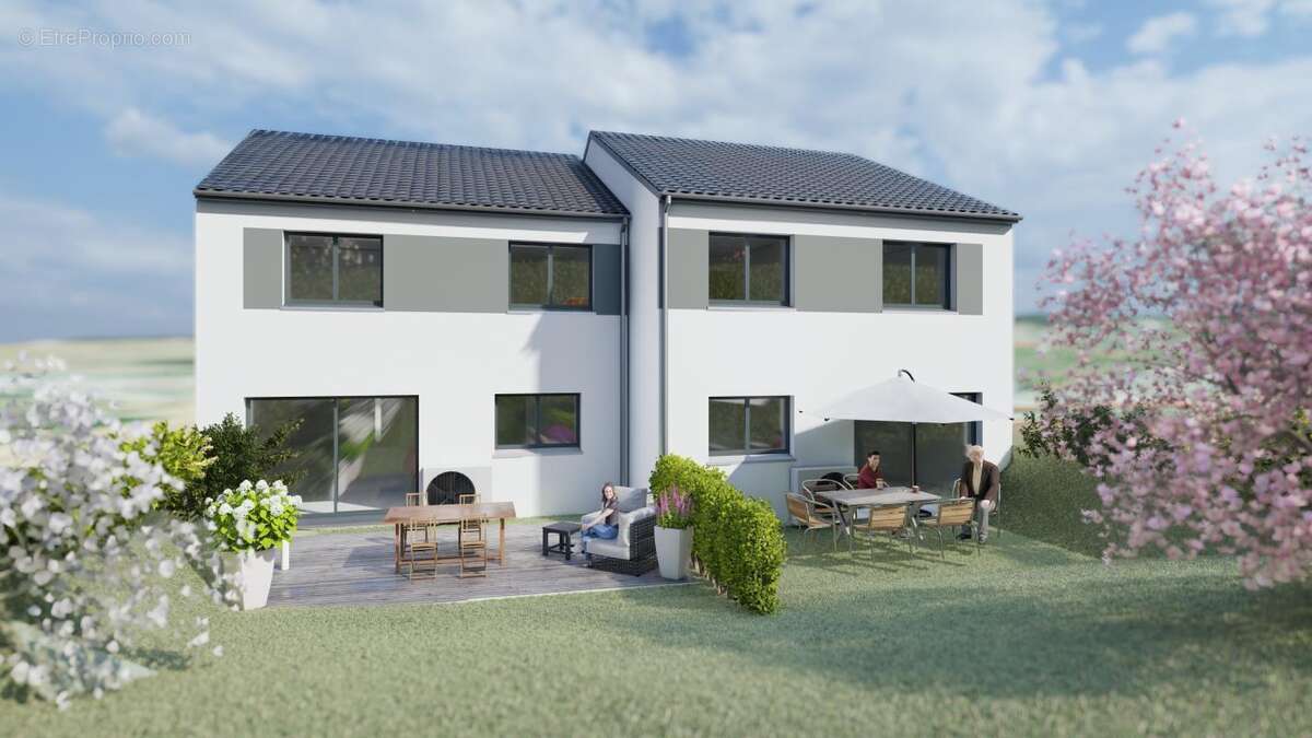 Maison à LESMENILS